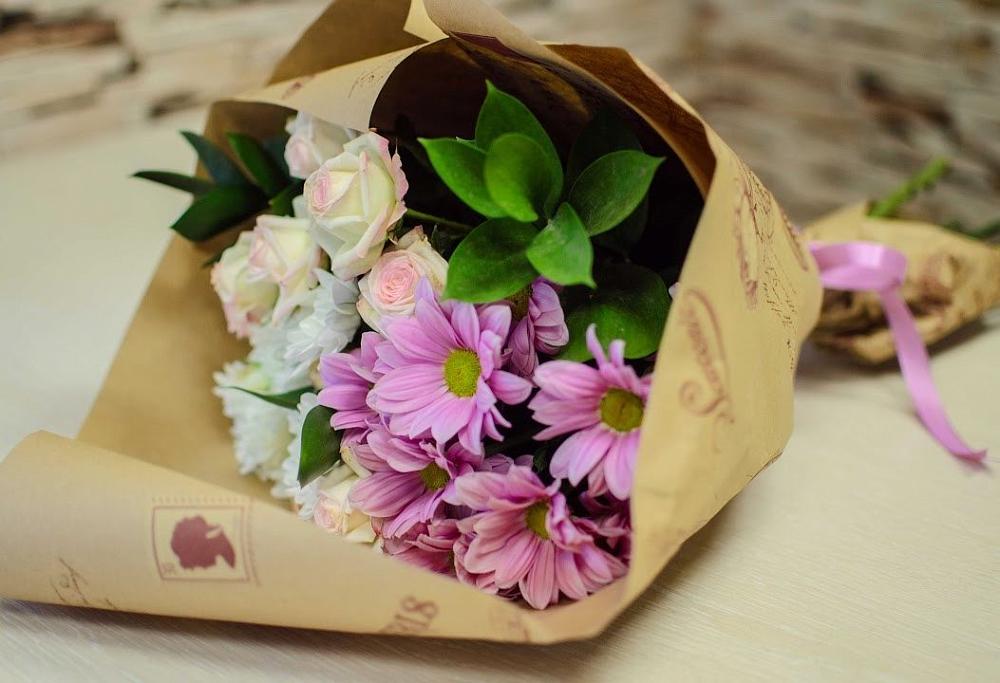 Букет цветов из: Розы и Хризантемы в Лычково