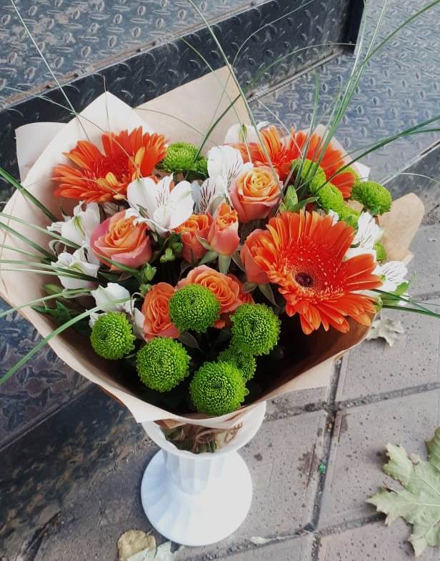 Букет цветов из: Герберы, Хризантемы, Альстромерии и Розы в Лычково