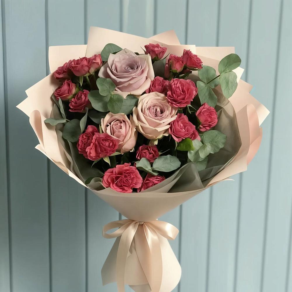 Букет цветов из: Гвоздики и Розы в Лычково