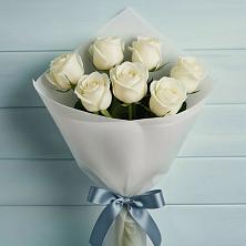 Букет 7 Белых роз Эдлесс Лав в Лычково