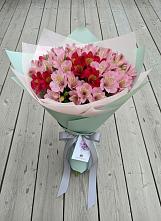 Букет цветов из:  Альстромерии в Лычково