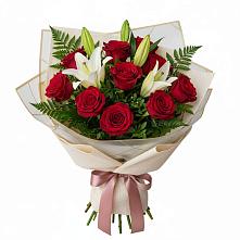 Букет цветов из:  Лилии и Розы в Лычково