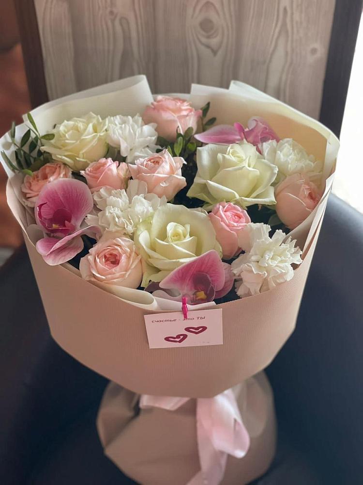 Букет цветов из: Орхидеи, Розы и Гвоздики в Лычково