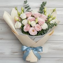 Букет цветов из:  Лизиантусы #REPLACE_PRED# Лычково