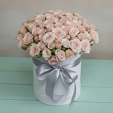 Цветочная композиция из Розы в шляпной коробке в Лычково