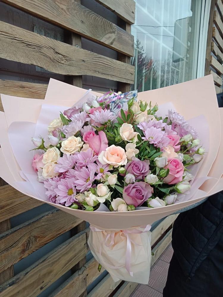 Букет цветов из: Розы и Хризантемы в Лычково