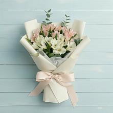 Букет цветов из:  Альстромерии в Лычково