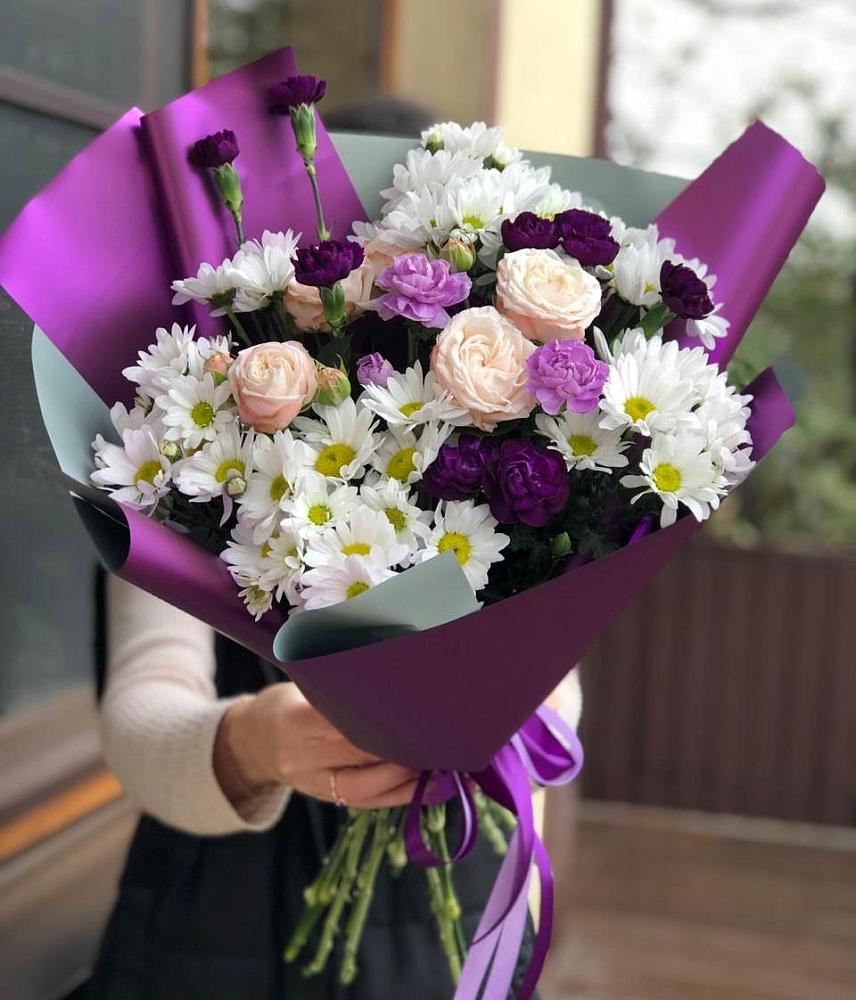 Букет цветов из: Хризантемы, Гвоздики и Розы в Лычково