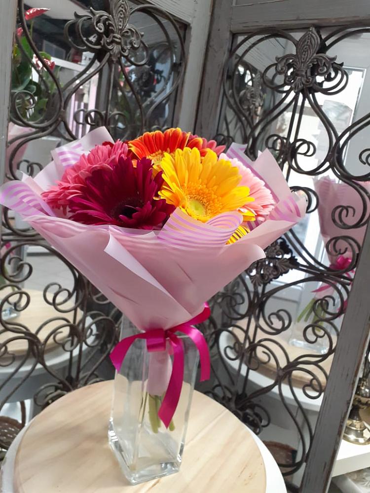 Букет цветов из: Герберы в Лычково