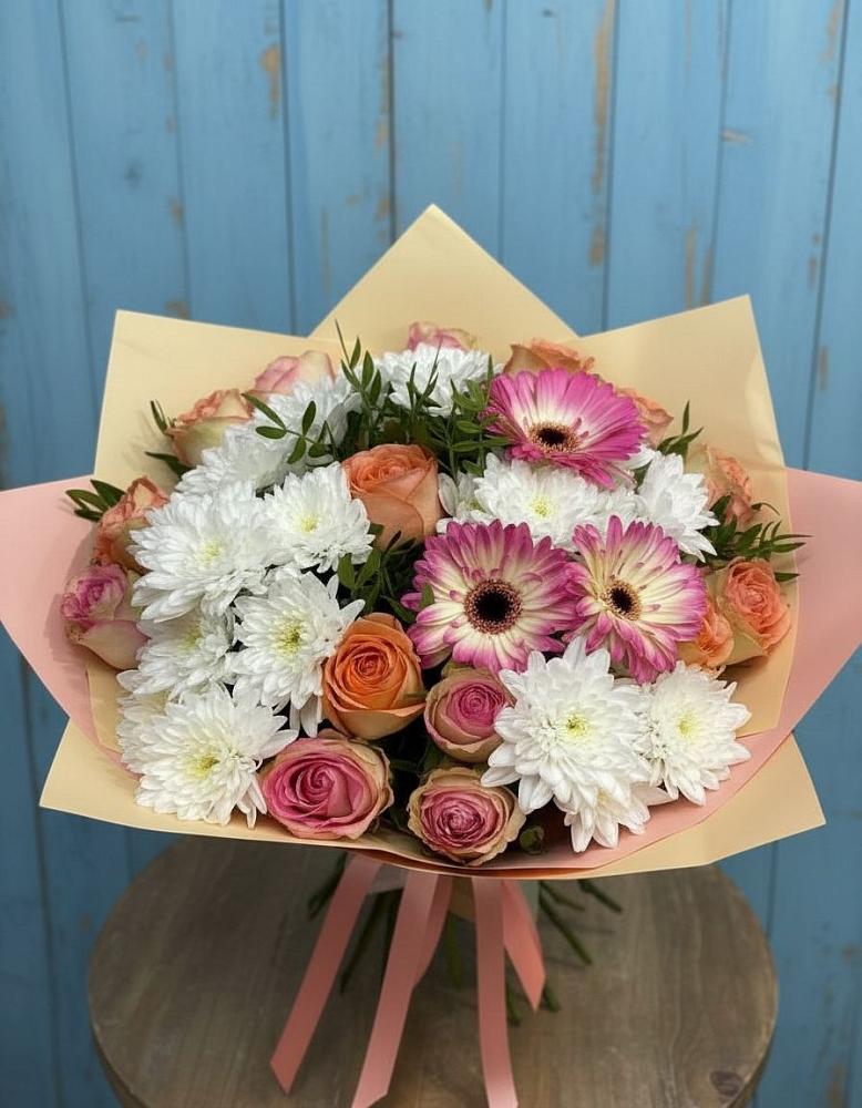 Букет цветов из: Розы, Герберы и Хризантемы в Лычково
