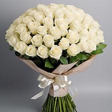 Букет 101 беля роза Белоснежка в Лычково