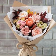 Букет цветов из:  Гвоздики, Хризантемы и Розы в Лычково