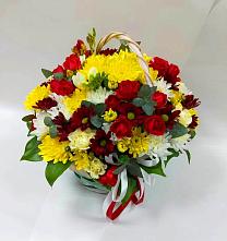 Цветочная композиция из Хризантемы и Розы в корзине в Лычково