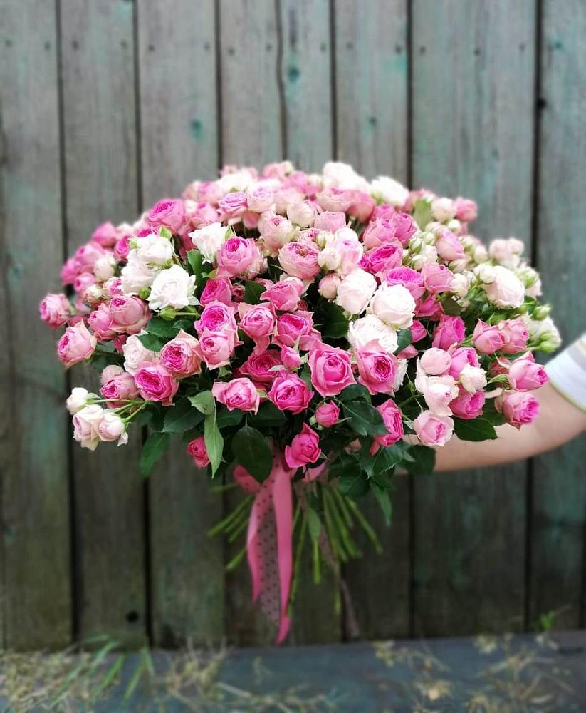 Букет Розовые кустовые розы Натали и Лав Лидия в Лычково