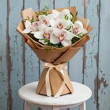 Букет цветов из:  Орхидеи и Розы в Лычково